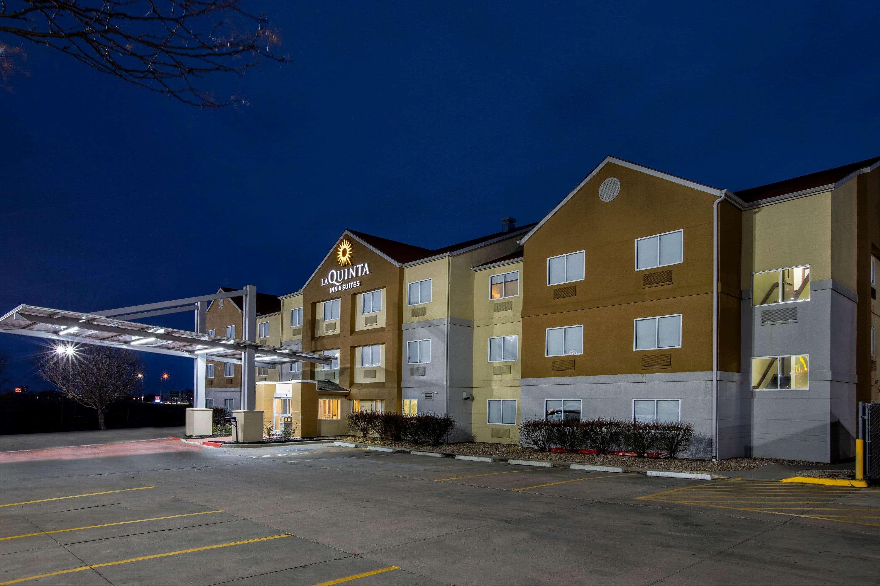 Hotel La Quinta By Wyndham Emporia Extérieur photo