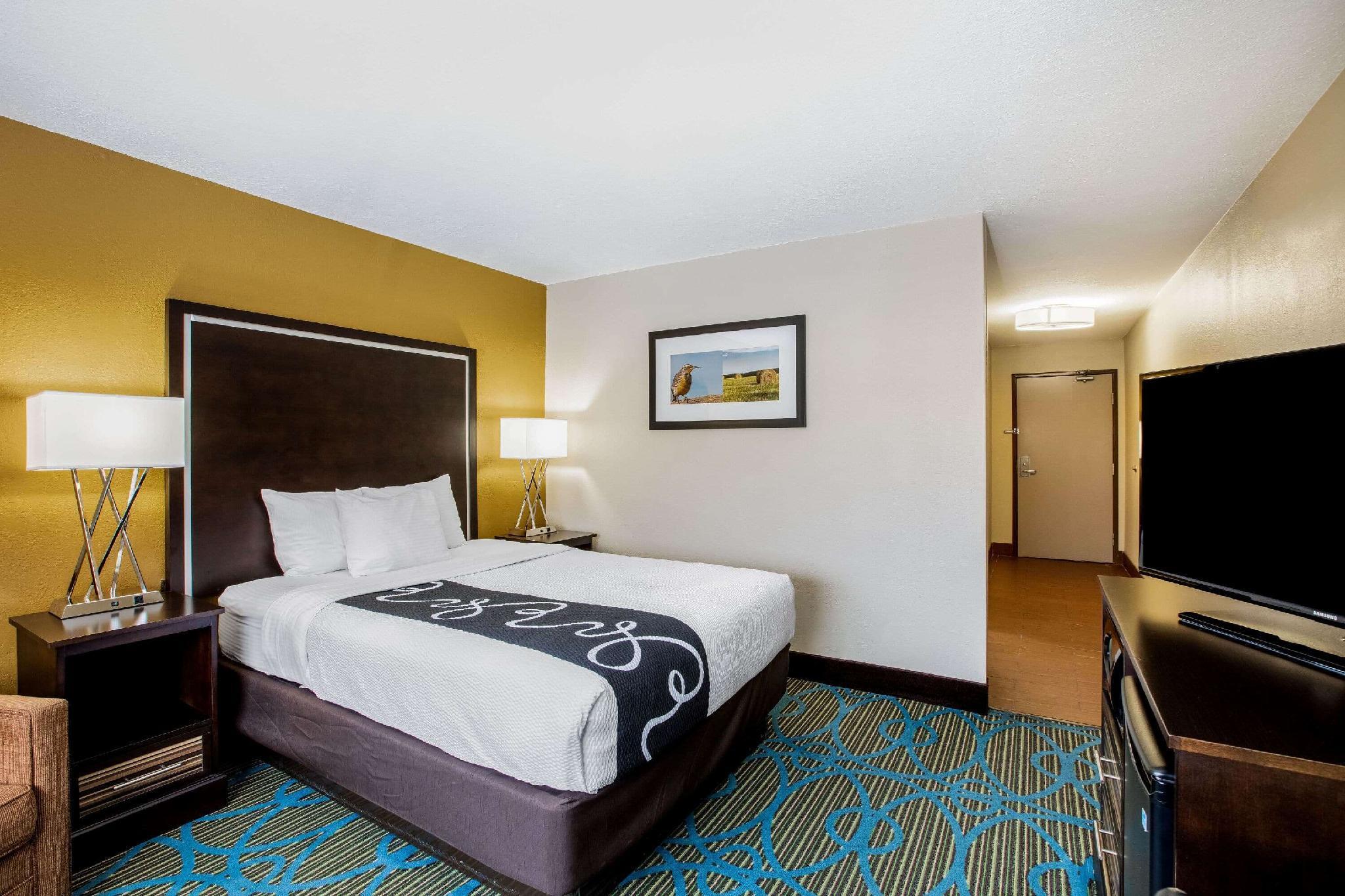 Hotel La Quinta By Wyndham Emporia Extérieur photo